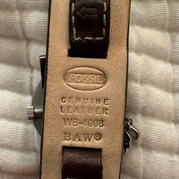 Fossil Genuine Leather Watch - Picture 4 of 6